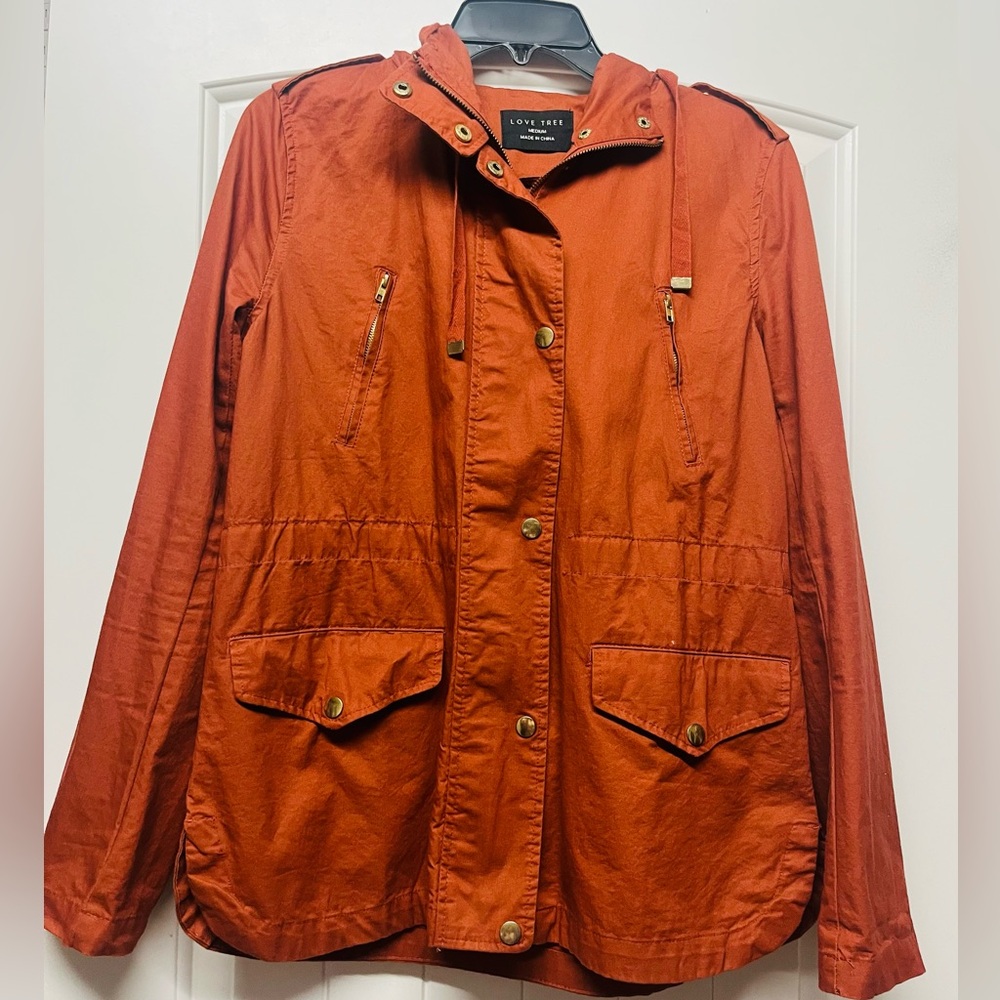 Light weight jacket